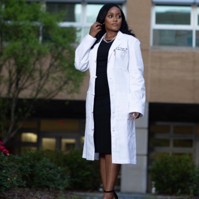 Mommy 👶🏾👶🏾 🐶🪴| EM PGY-1 🥼🩺 | #FirstGenMD | DST 🔺🐘 ***Tweets are my own & do not reflect the views of my employer.