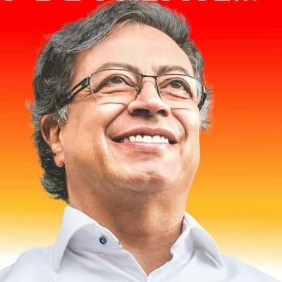 Colombiano comprometido con el cambio,solo el pueblo salva al pueblo.🇨🇴✊🏼
Sígueme y te sigo,yo si cumplo ✊🏼#antiuribista