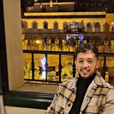 Ivanfc93's profile picture. haz de cada momento una pequeña historia 😊