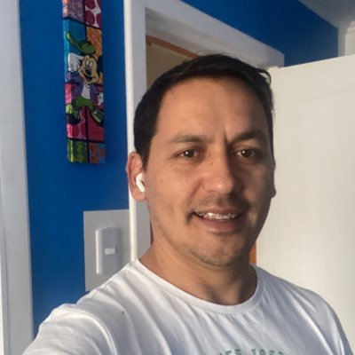 cristobal234's profile picture. Ingeniero informático 👨‍💻 , Curicano 🇵🇱, papá de mellizas y mi hijo mayor de 11 ❤️. Amo a mi familia y disfruto la compañía de mis amigos .