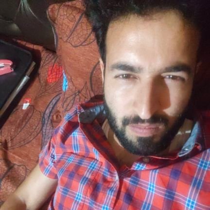 ADNAN95817674's profile picture. Some who dead years ago