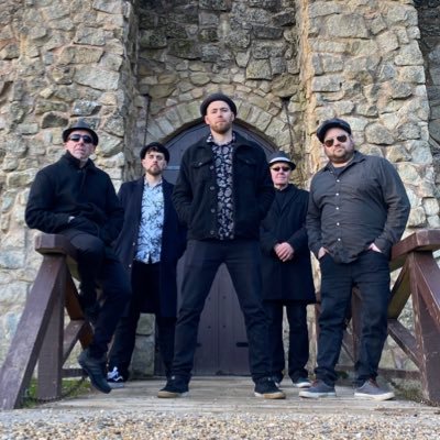 TheVonics's profile picture. Our brand new EP ‘The World Can Wait’ is OUT NOW! https://t.co/42SVSJbs4i