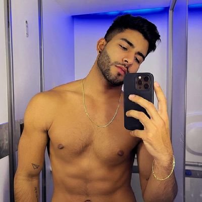 Modelo y empresario 

Contenido adulto + 🔞 porno gay

nueva cuenta
 
https://t.co/2dWEfSHfz0

sígueme en 

https://t.co/7ekBHZFOjZ