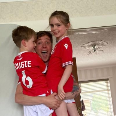 Forest fan and family man #NFFC #YooooReds #COYR #WeHateDerby