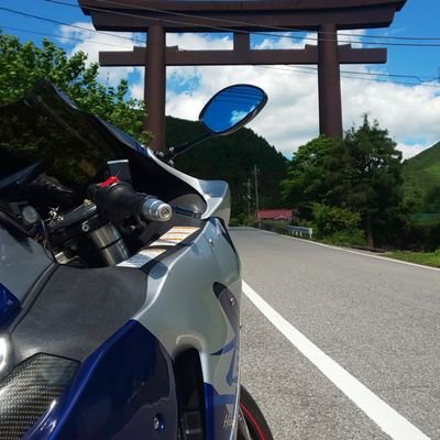 神社⛩️仏閣巡りとバイクライフ🏍️を楽しんでいます♪普段は忙しくてあまり時間が取れないため行動範囲が限られてしまい栃木県内を参拝しています✨疾風巡拝も参加させてもらってます🏍️💨無言でのフォロー失礼します😌無言フォロー大歓迎します✨