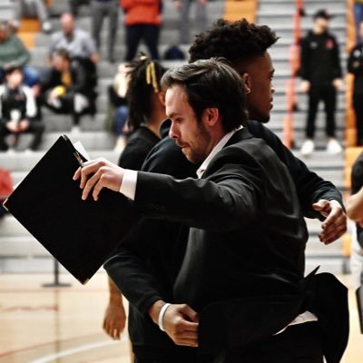 Assistant coach @LCPiosMBBall Former AC at @pencol and Graduate Assistant at @seattleumbb.