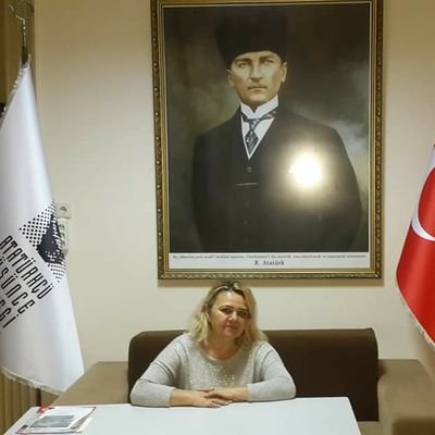 🇹🇷Ne Mutlu Türküm Diyene...!🇹🇷

Öğretmeni ATATÜRK olanın,ödevi vatan olur...

Atatürk'çü Düşünce Derneği Kadiköy

Cumhuriyet Halk Partisi. 
DM yok