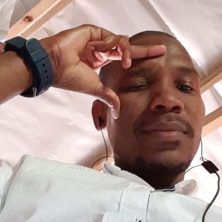 A dedicated fan of Orlando Pirates, Liverpool and Real Madrid, with a strong commitment to my family (LWHTL).