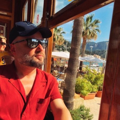 Parte de la curación está en la voluntad de sanar. Fisioterapeuta en @ASCostadelSol 🏥 En continuo aprendizaje... 🧠 Psicólogo | Opositor PIR 📚