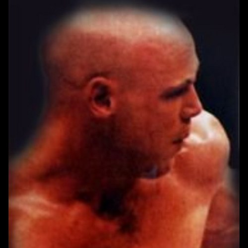 Former British Middleweight Champion Former W.B.C S-Middleweight Champion of the World. Qualified Clinical Hypnotherapist & Psychtherapist DHP,HPD,MNCH,AFSH Lic