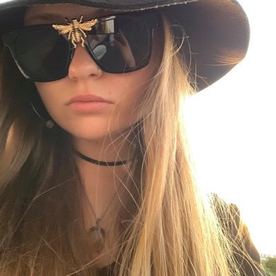 bands and movies and series and books | c_lm+band/4 | stay positive | 🌱