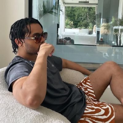 zullwd's profile picture. 