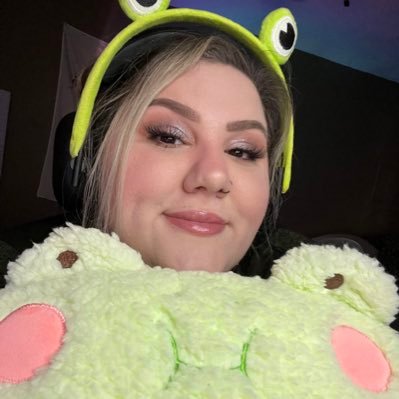 29 ✨ she/her ✨ Twitch Affiliate ✨ ur favorite Plus Size Variety Streamer ✨ frogs ✨ 📨payplays101@gmail.com