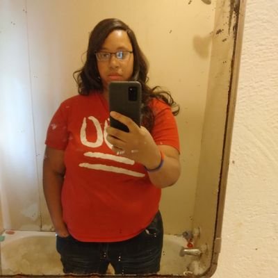 im single no scam come on here I will block them come on here