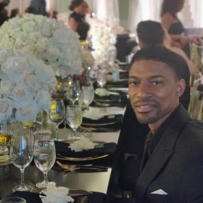 DrecBizy's profile picture. | / 'bizē/© |