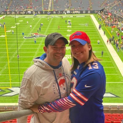 Live in Raleigh NC. Grew up near Buffalo NY. How do I sports?!