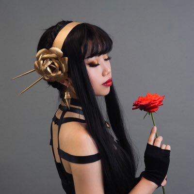 qingqingxz's profile picture. I make cosplays on instagram @ qingxcos 🍖🍃 💧🔶 🐋🍑