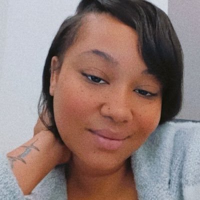 ChevMomma's profile picture. ❤️‍🔥 this shit just for kicks