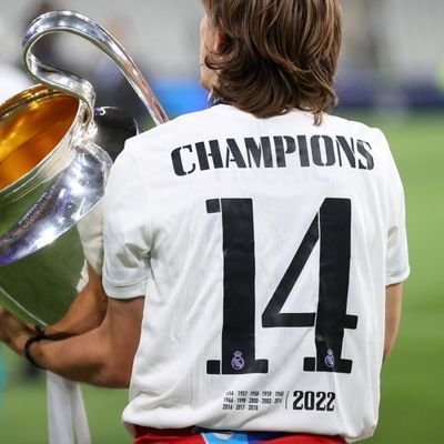 BomaGendhenk's profile picture. KUMAHA AING

HALA MADRID Y NADA MAS...