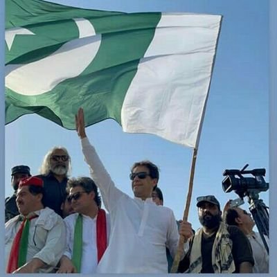 #instagram
@malakshahid_Pti
@malak_shahid_
....
member of ( I.S.F ) PGSCQ