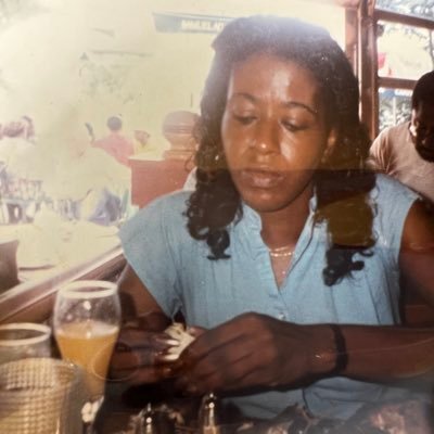 Gwendol19592364's profile picture. Consistent