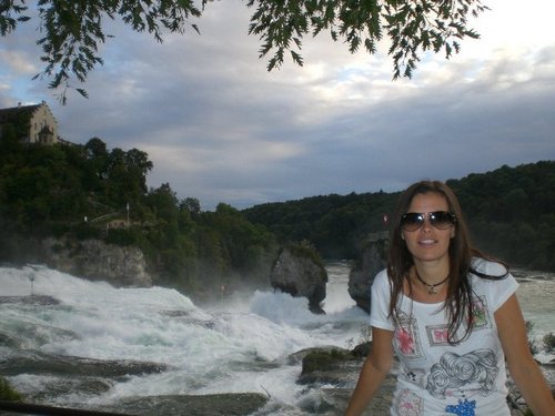 alissuky's profile picture. 