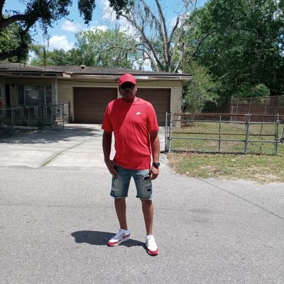 DavisAndre12's profile picture. plant city Florida
