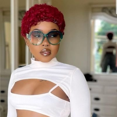 Sheyaabini's profile picture. ✞︎𝒁𝒆𝒆-𝒄𝒖𝒕𝒚༆| 𝑮𝑳𝑶𝑹𝑰𝑨 𝑨 𝑫𝑰𝑶𝑺 
“𝑰 𝒓𝒆𝒇𝒍𝒆𝒔𝒉 𝒕𝒘𝒊𝒕𝒕𝒆𝒓 𝒂𝒔 𝑻𝒉𝒐𝒖𝒈𝒉𝒕𝒍𝒆𝒔𝒔𝒍𝒚 
𝒂𝒔 𝒔𝒐𝒎𝒆 𝒕𝒘𝒊𝒓𝒍 𝒕𝒉𝒆𝒊𝒓 𝒉𝒂𝒊𝒓”✞︎