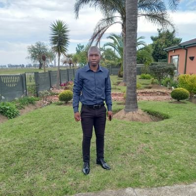 LLB graduate🎓👨‍🎓
UKZN Alumni