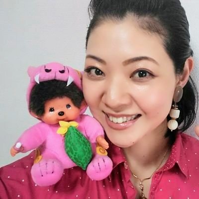 声のプロダクション
「キャラOKINAWA」所属のKINAKOです
(*^_^*)/
京都出身。10年の劇団活動を経て、次の10年は大阪の「キャラ」で声の仕事に携わり、そのうち8年、FM滋賀でパーソナリティーをさせてもらいました。2020年4月より沖縄に移り住み、新たな10年の出発をしました。よろしくお願いします❤