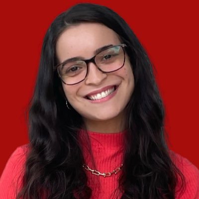 carolmen_des's profile picture. 26, carioca, libriana, psicóloga, apaixonada pela Torre Eiffel