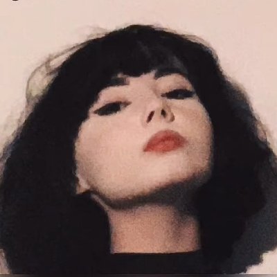 Frdyrkuu's profile picture. creep/weirdo