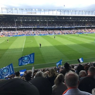 Not a customer, dad, anti Tory, love Everton, fed up with football👍 Heroic NHS