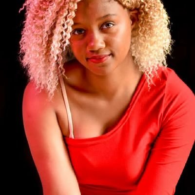 Martinashadish's profile picture. artists