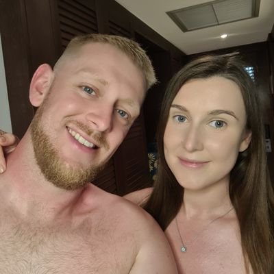 Molly & Mikey Jones 💞 The sex-positive nudist couple 😜💦 Join the naughty nudist community page on Onlyfans & Fansly 💫 CLICK HERE 👇🏻😈