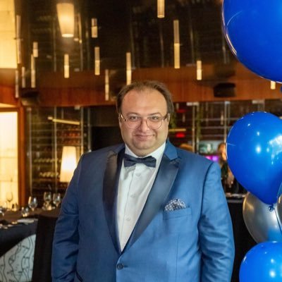 MathieuC52's profile picture. Ceci est un compte personnel, les propos tenus n'engagent que moi.