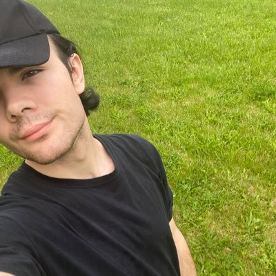 Twitch: McKrazey- Drop a follow and hope to see you when I start again soon❤️