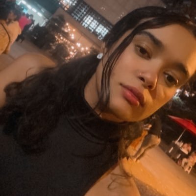 hdehelencita's profile picture. I’m not as think as you drunk I am