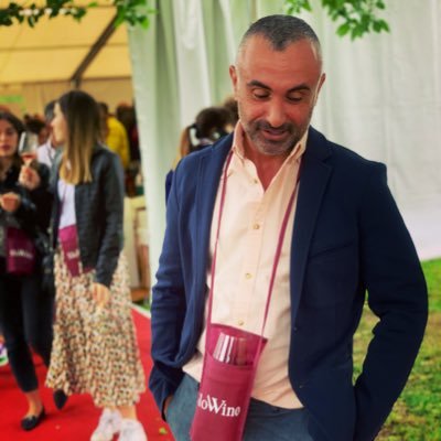 MicheleFigari's profile picture. Assetato di innovazioni tecnologiche.