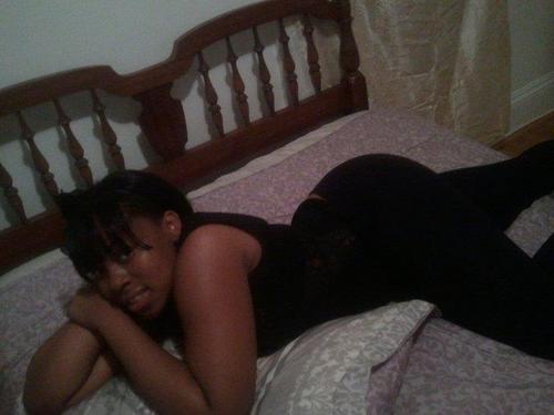 Miz_PrettyPussy's profile picture. 8teen  |  h.s qrad .  |  sinqleee  |  employeed  |  on ma GROWN woman status , NO qames  | #focused  | #virqooo  : :  #nobullshxt'n : :