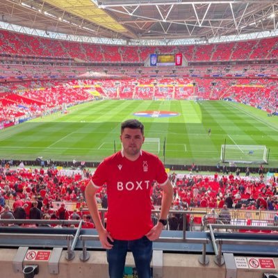 WARNING: 90% Football based tweets! Dad, Forest ST Holder, Golfer and Edinburgh University alumnus... not necessarily in that order!