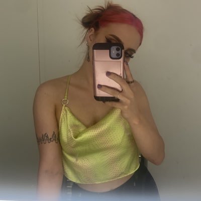 new account ♡ 22 ♡ cashapp - £spookywytch ♡ paypal - @/emilyhookway ♡ £10 tribute ♡ £30 unblock fee ♡ bratty girl! 18+ only