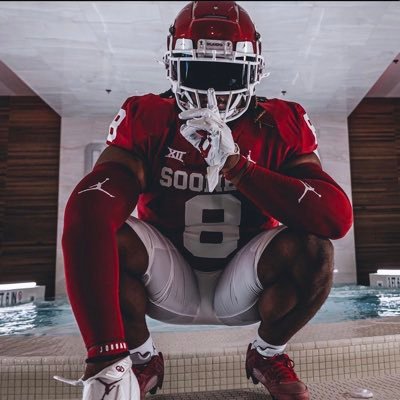 Co’22😈 Student athlete📚 R.i.P grandad🥀// “I shine wit no problem das y Dey really hate me”- no 🧢 6’3 318 DT