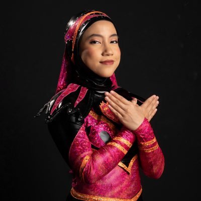 World’s first hijab-wearing pro wrestler • Forbes 30 Under 30 • @apacwrestling • 📧 bookings nordianapw@gmail.com •