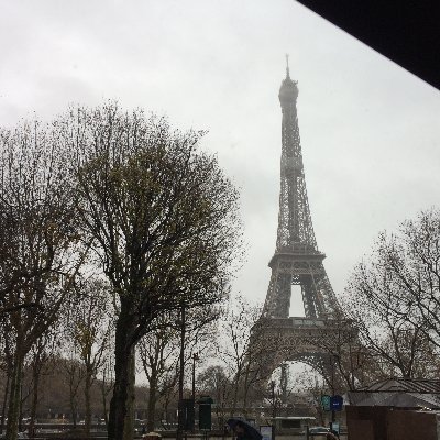 フランス大好き!マルシェやスーパー、デパートの食品売場を周ったり、美術館巡りを楽しみとしています。