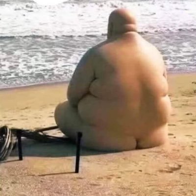 HotMarki's profile picture. Open to all.