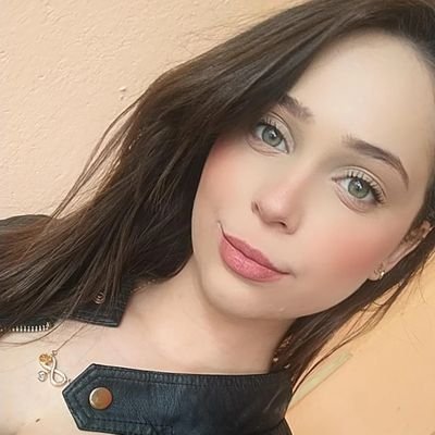 they don't know that we know they know we know
insta: bellabarbsa