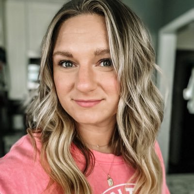 I’m in marketing | firm believer in being kind to people | dog lover | she/her |#IUHOOSIER Alum | Alpha Timing Leader @alphatiming