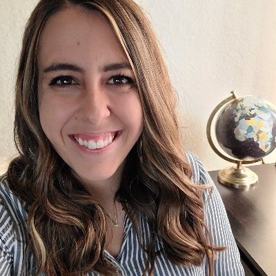 Just a middle school history teacher who loves traveling and thrifting!