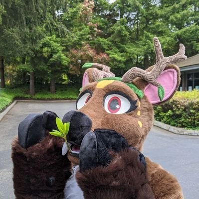 Lil mouse deer, snacking on your garden!
He/him

Board games, fluffy suits, and lots of fun!

Suit by @c_f_studios
Art: @chivekart
AD/18+: @chive_kancil